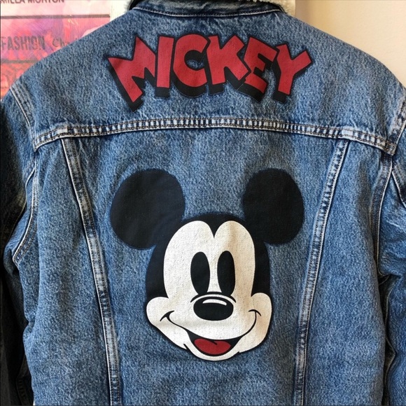 levi's mickey mouse type 3 sherpa trucker